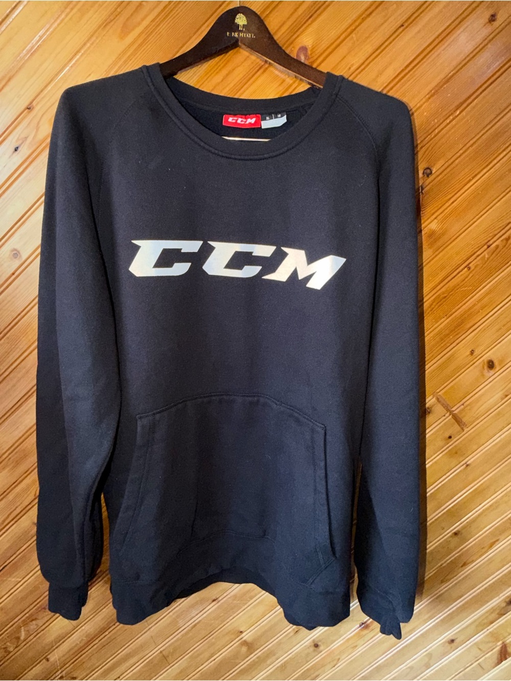 CCM Men's Black Logo Crewneck Sweatshirt. XL